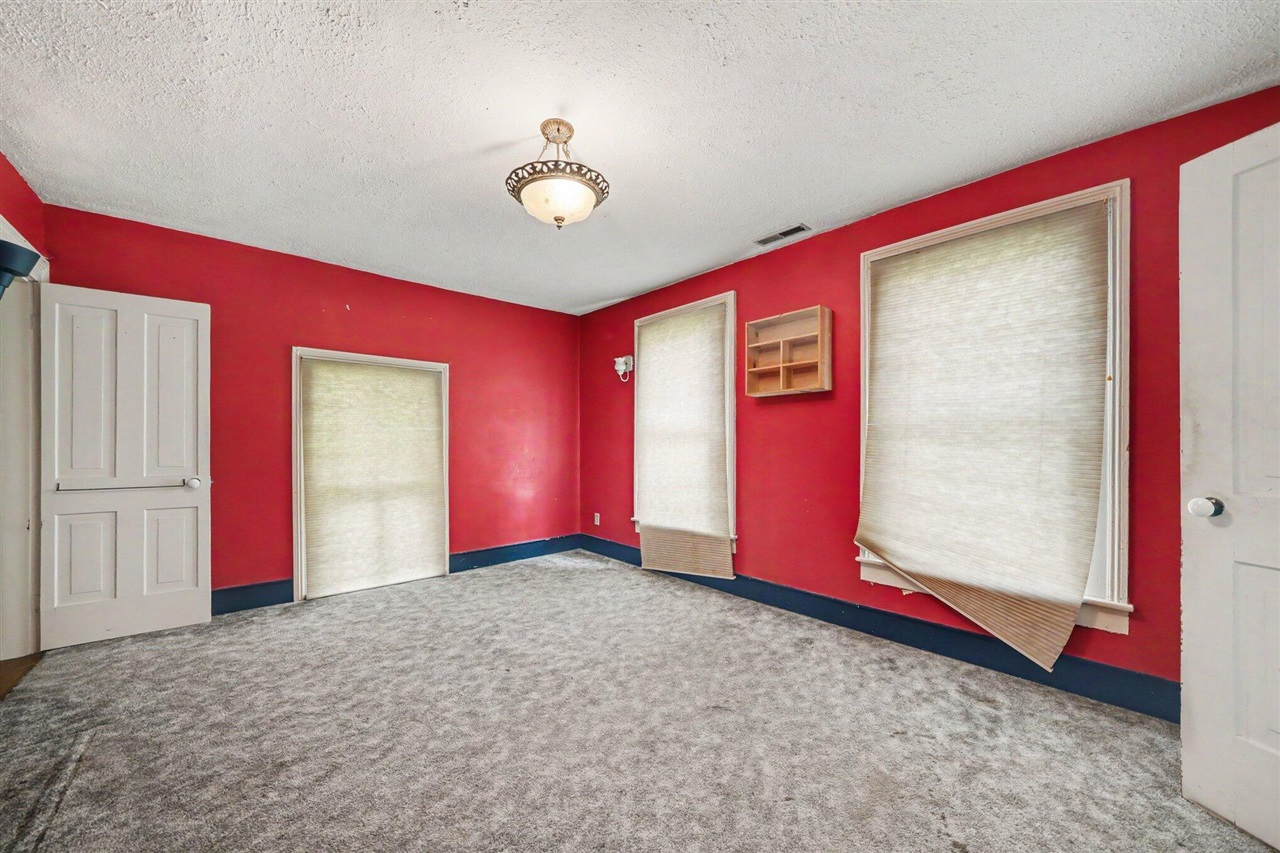 380 Centreville Road Property Photo 26