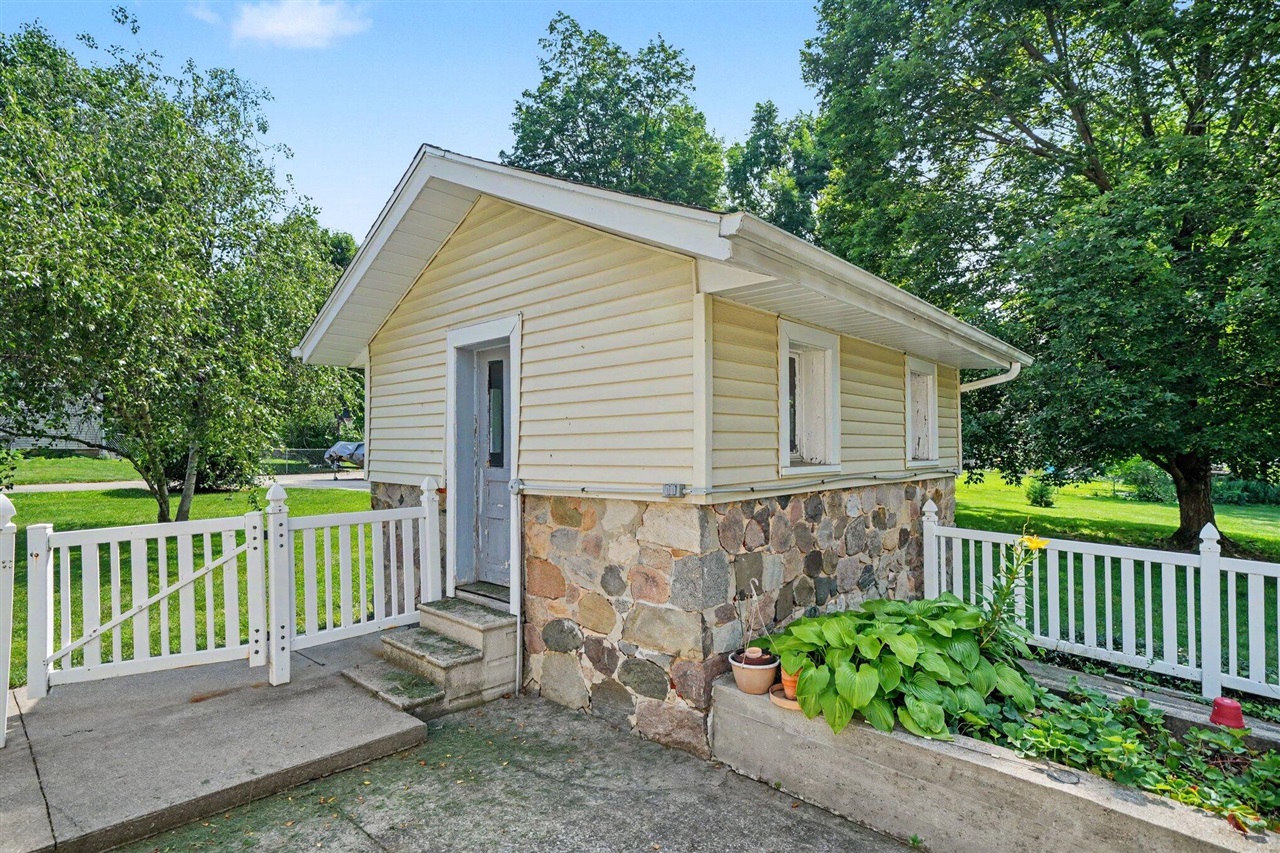 380 Centreville Road Property Photo 41
