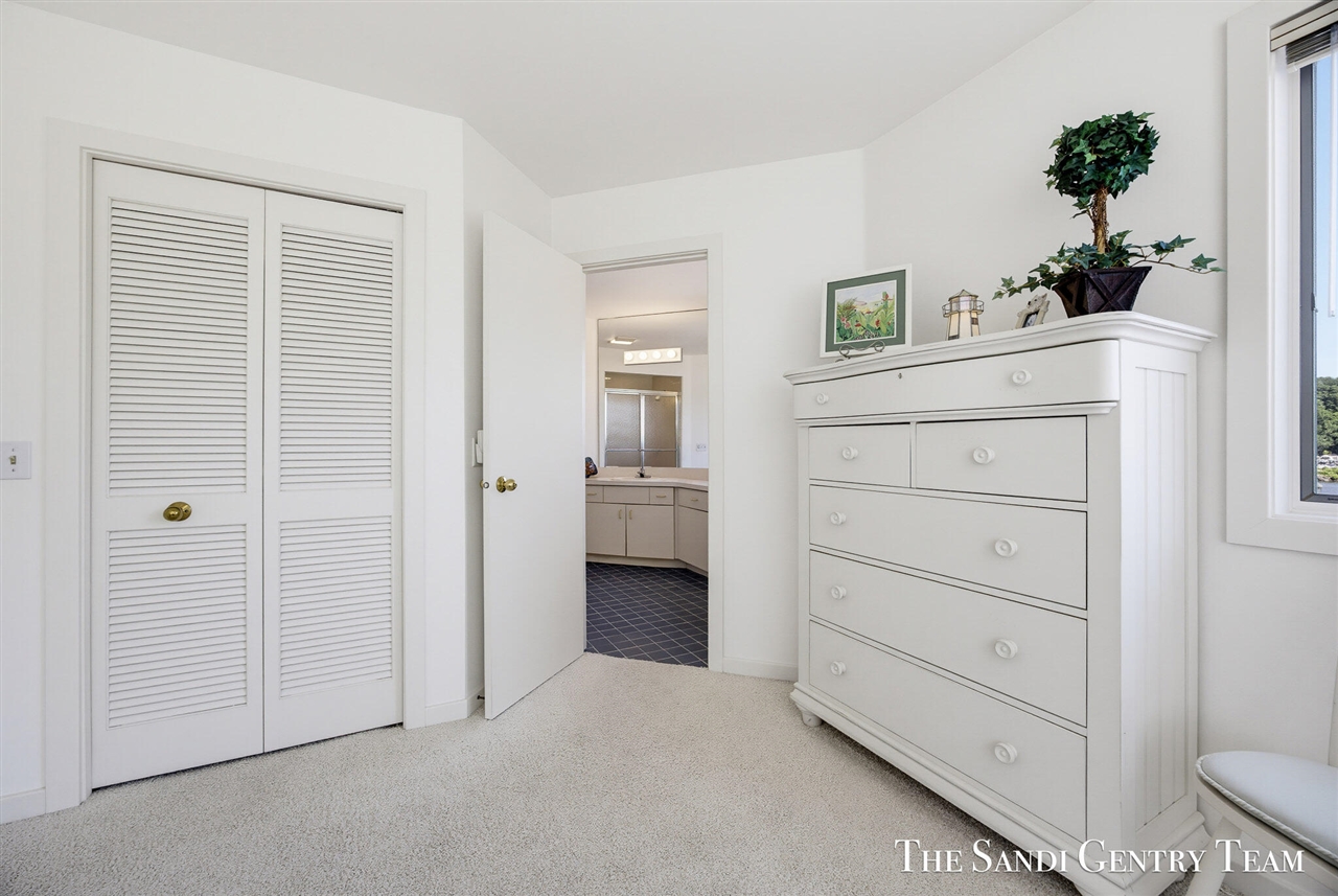 820 S Harbor Drive Property Photo 25