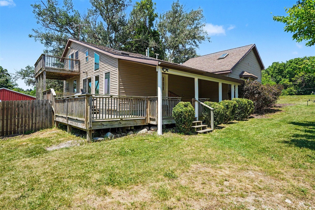 11645 W Bluewater Highway Property Photo 9