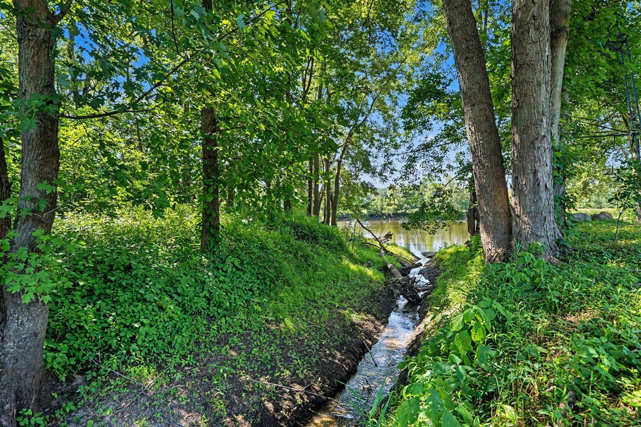 11645 W Bluewater Highway Property Photo 36