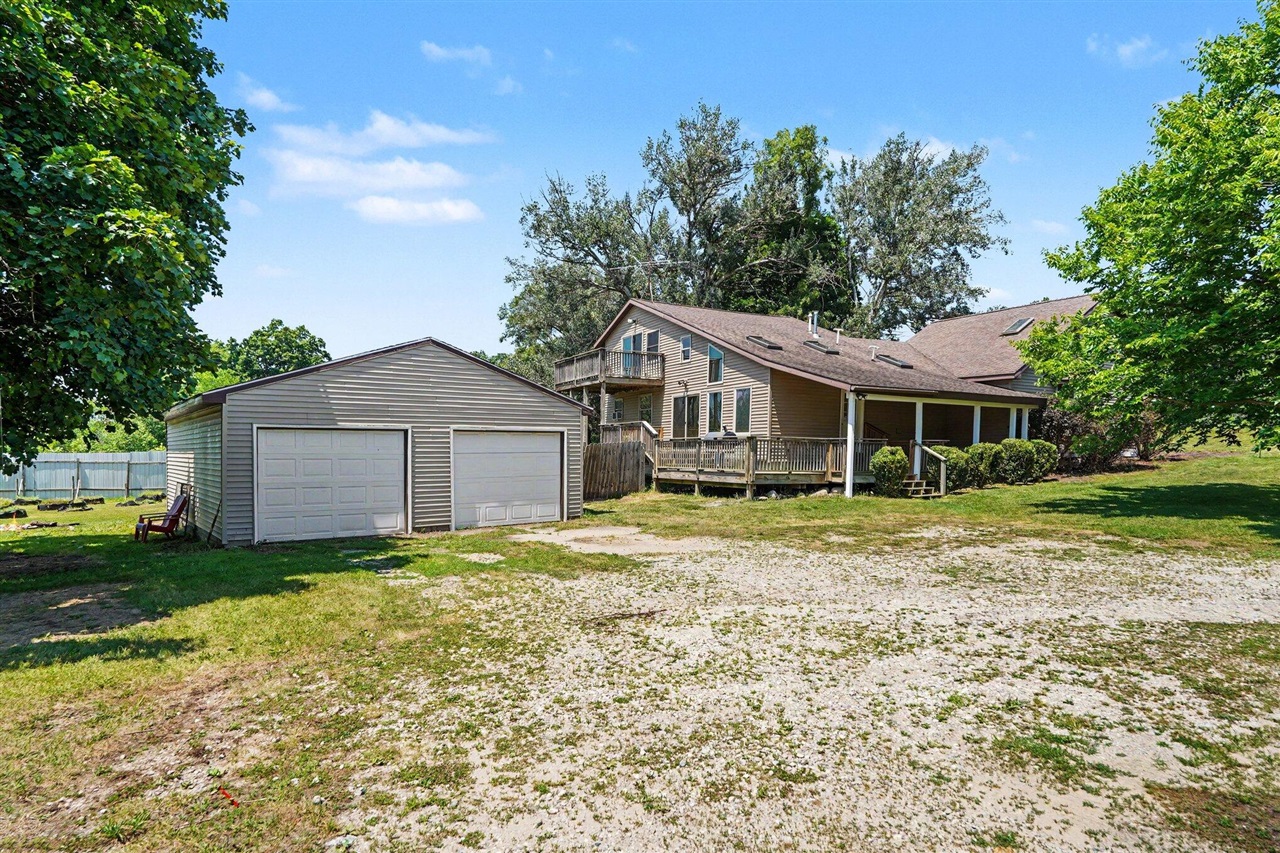 11645 W Bluewater Highway Property Photo 49