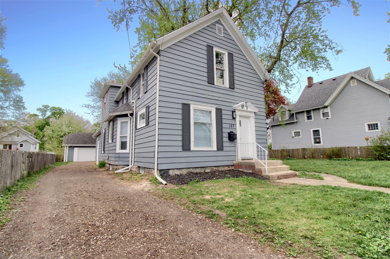 127 Bates Street Property Photo 1