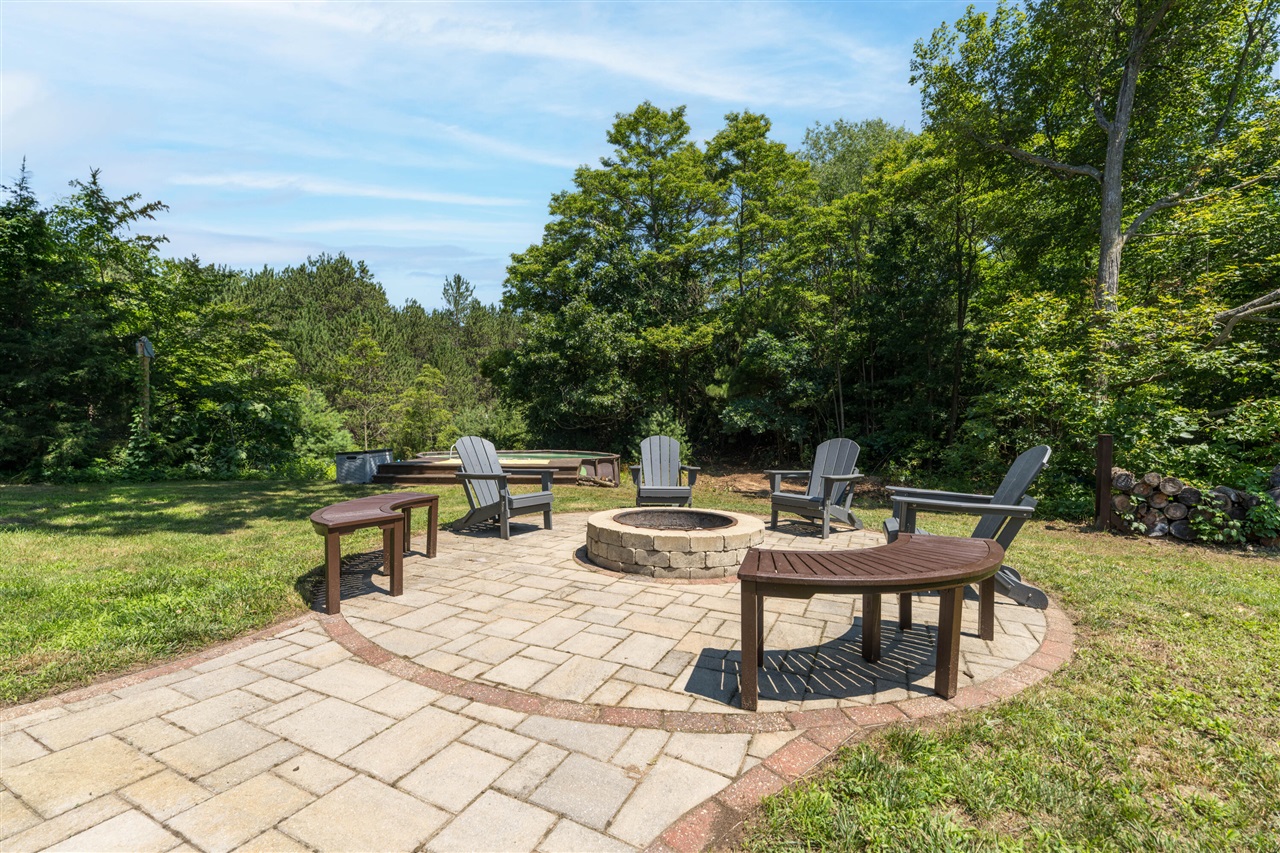 87 67th Street Property Photo 29