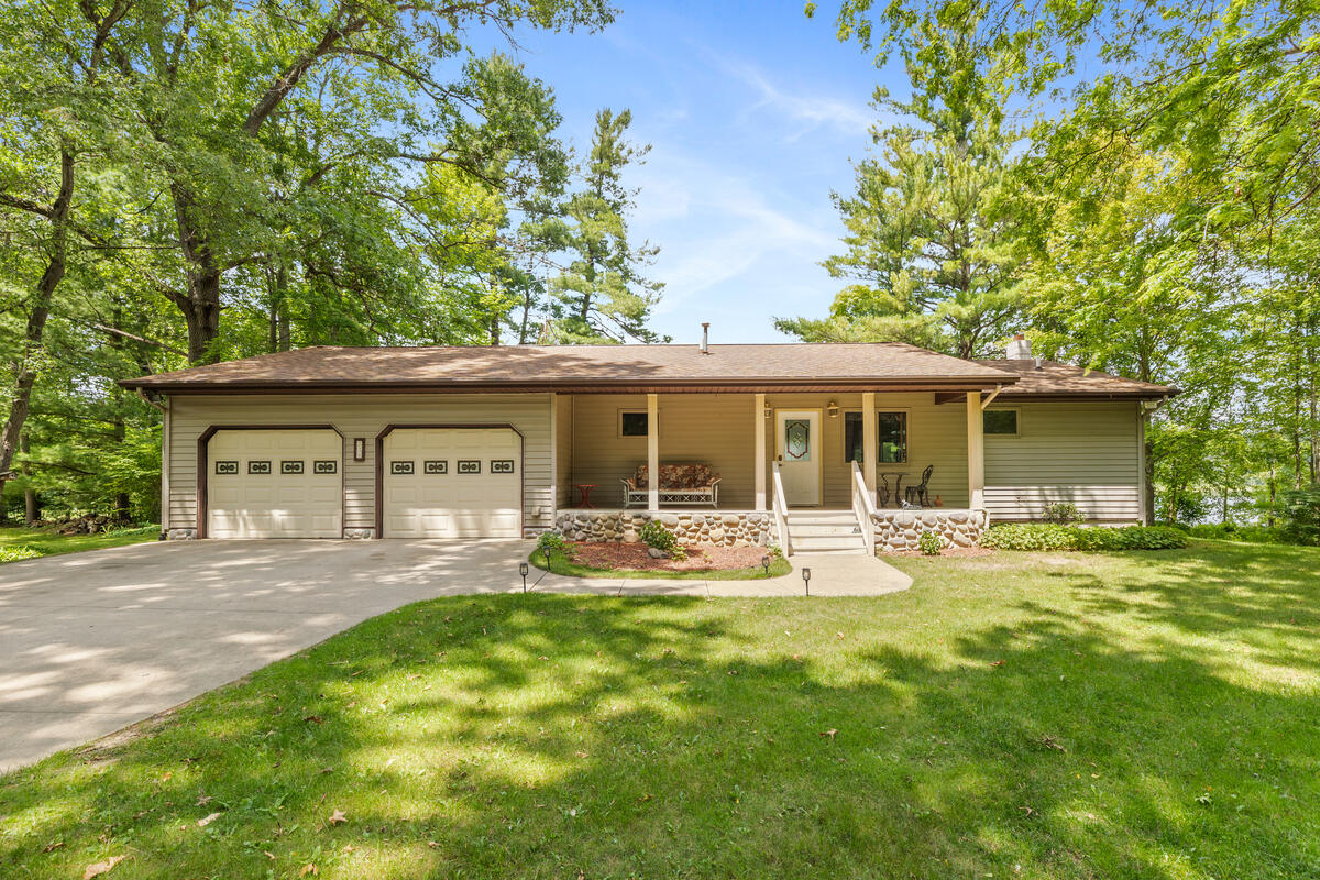 730 W Evergreen Road Property Photo 1