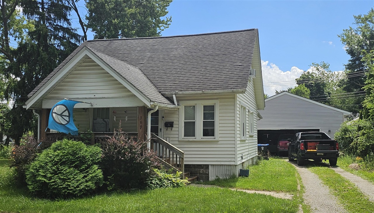766 Ford Street Property Photo 1