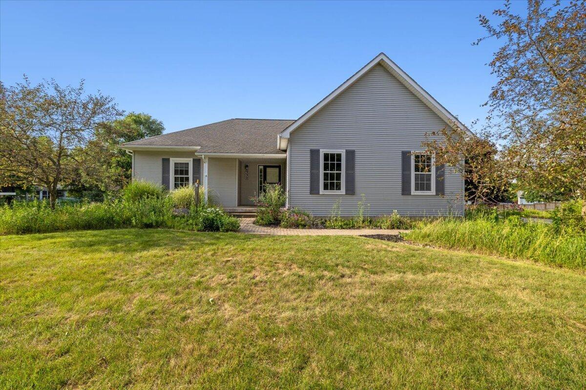 330 Baker Street Property Photo 1