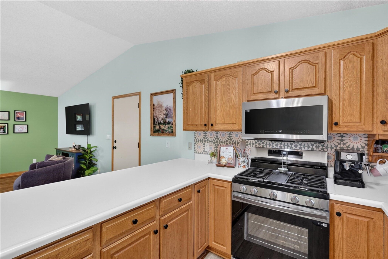 117 Charlotte Street Property Photo 19