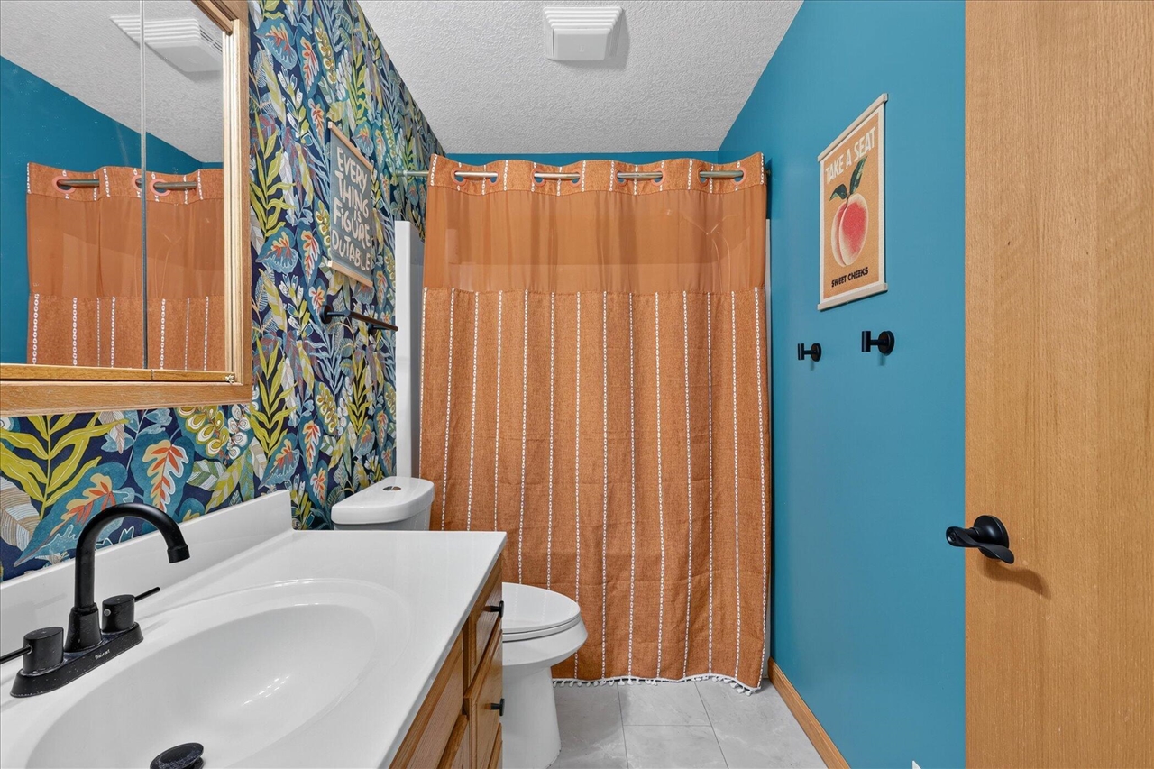 117 Charlotte Street Property Photo 31