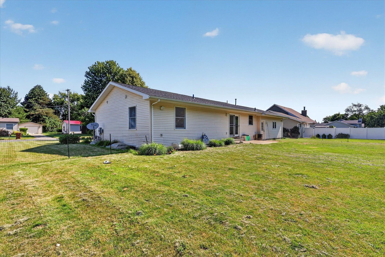 117 Charlotte Street Property Photo 40