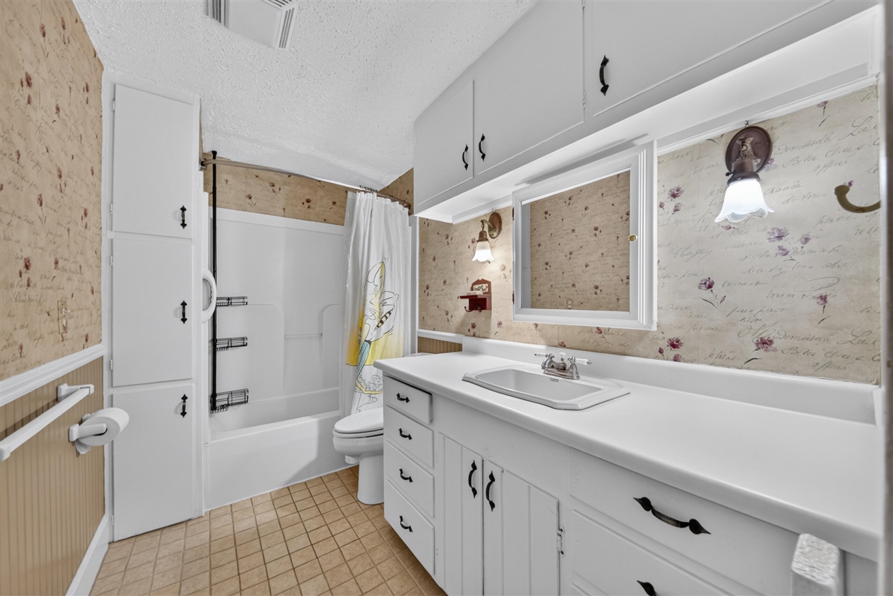 15610 Arnold Road Property Photo 45