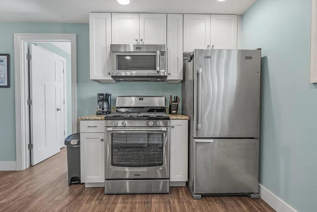 4733 Shore Drive Property Photo 14