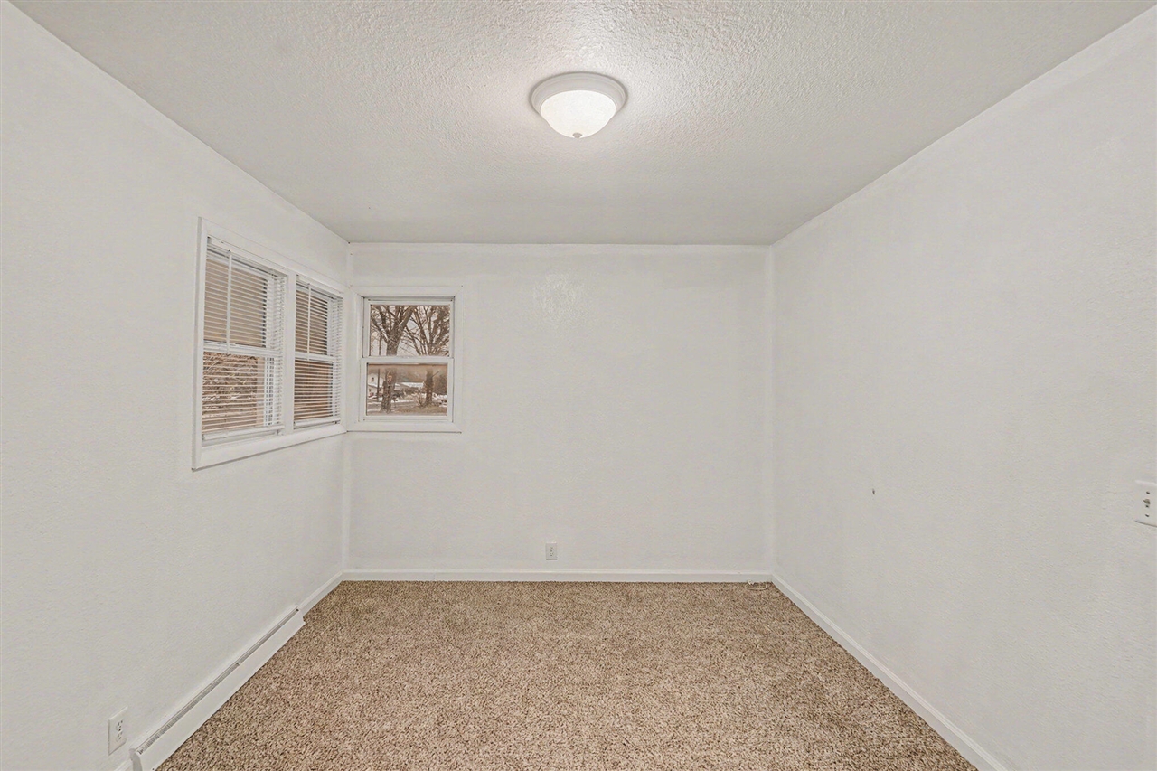 295 Hawley Street Property Photo 16