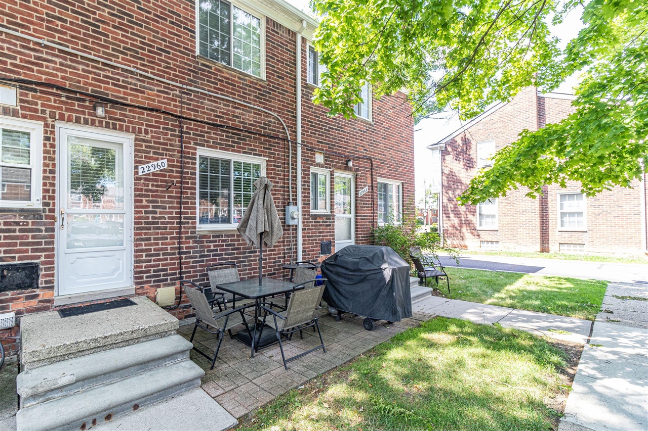 22960 Marter Road Property Photo 8