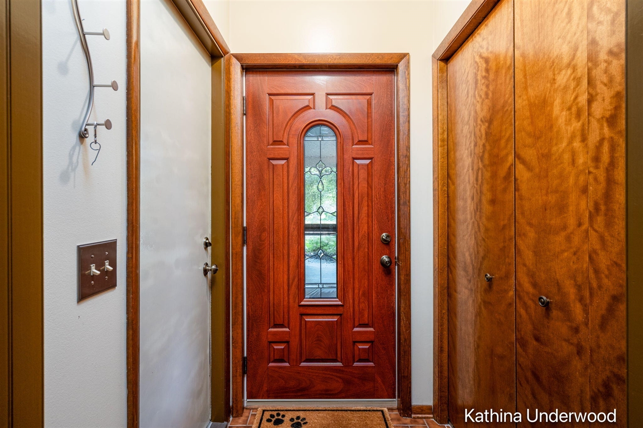 1346 Rosewood Avenue Property Photo 5