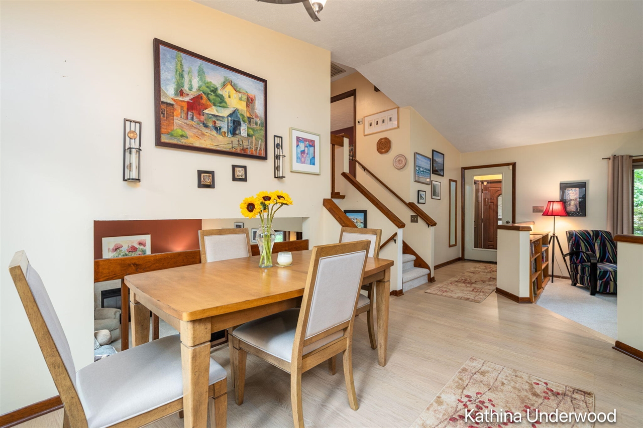 1346 Rosewood Avenue Property Photo 13