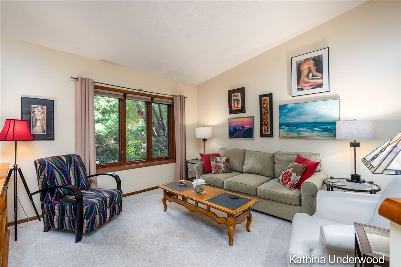 1346 Rosewood Avenue Property Photo 15