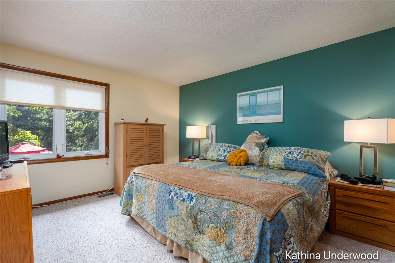1346 Rosewood Avenue Property Photo 21
