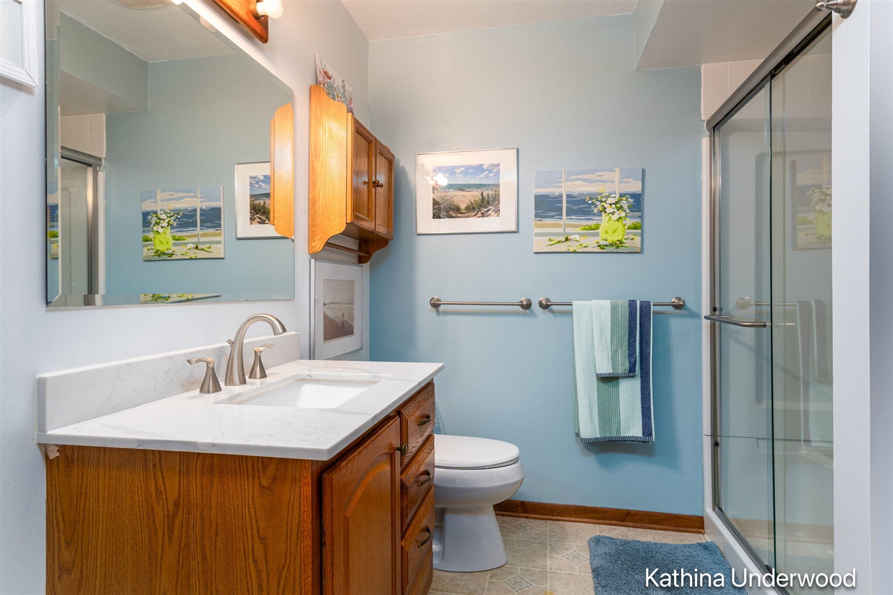 1346 Rosewood Avenue Property Photo 24
