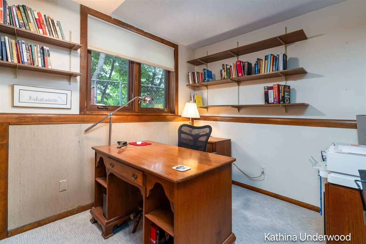 1346 Rosewood Avenue Property Photo 25