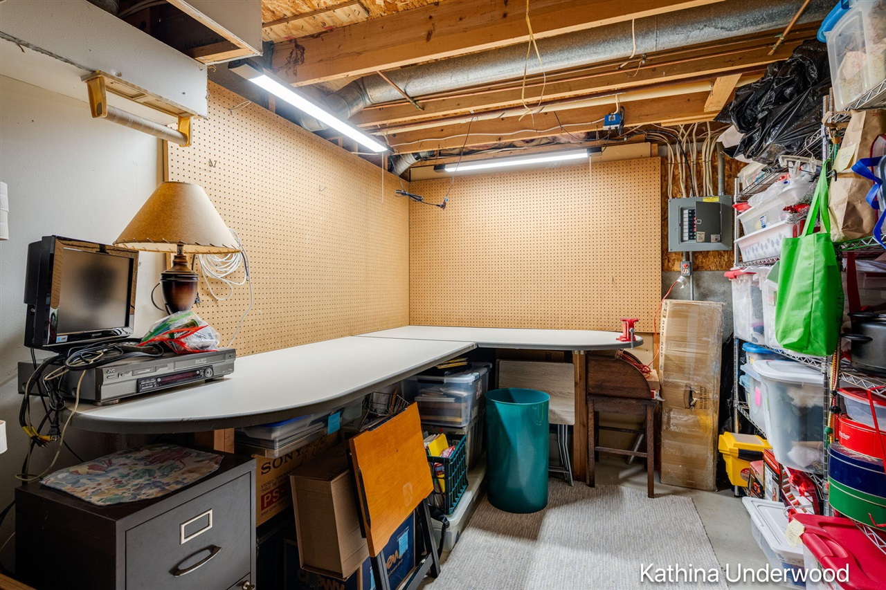 1346 Rosewood Avenue Property Photo 26
