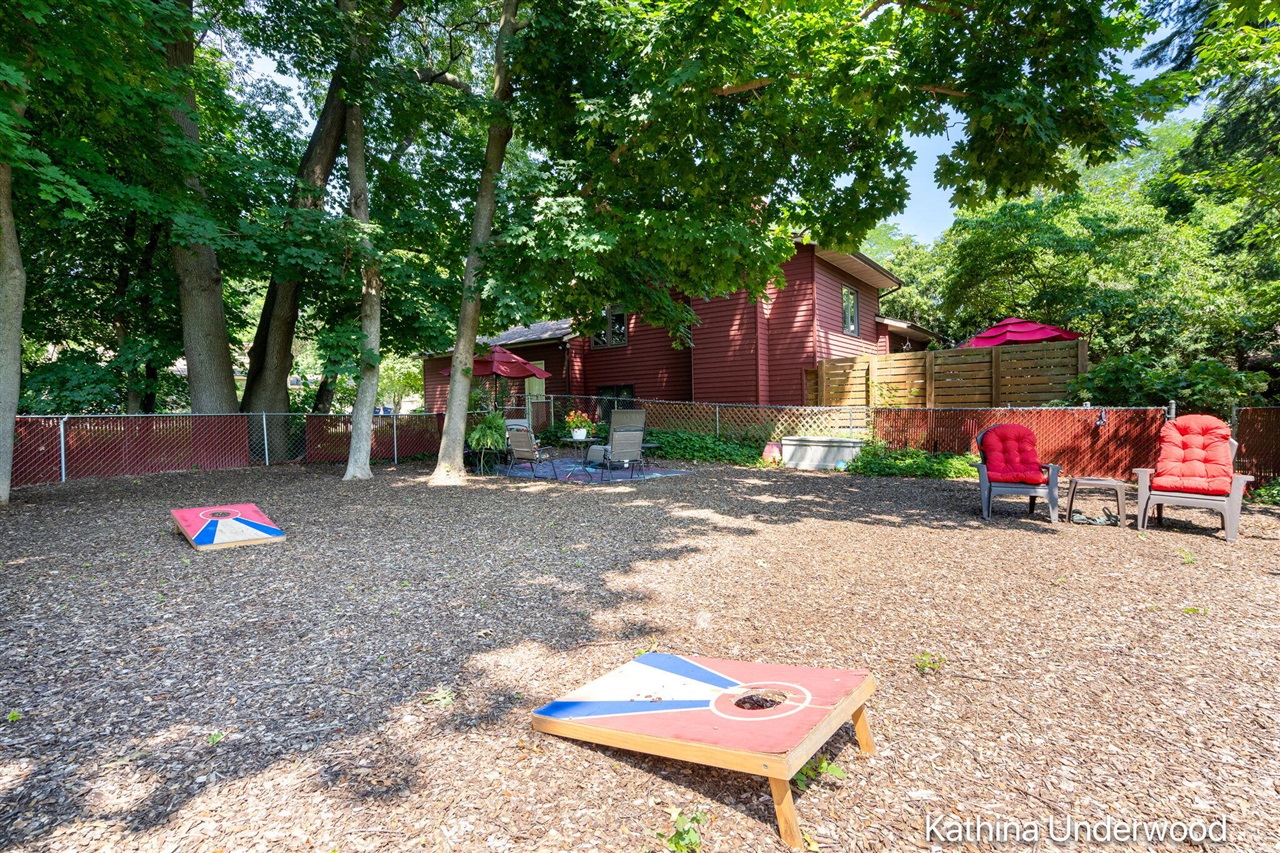 1346 Rosewood Avenue Property Photo 34