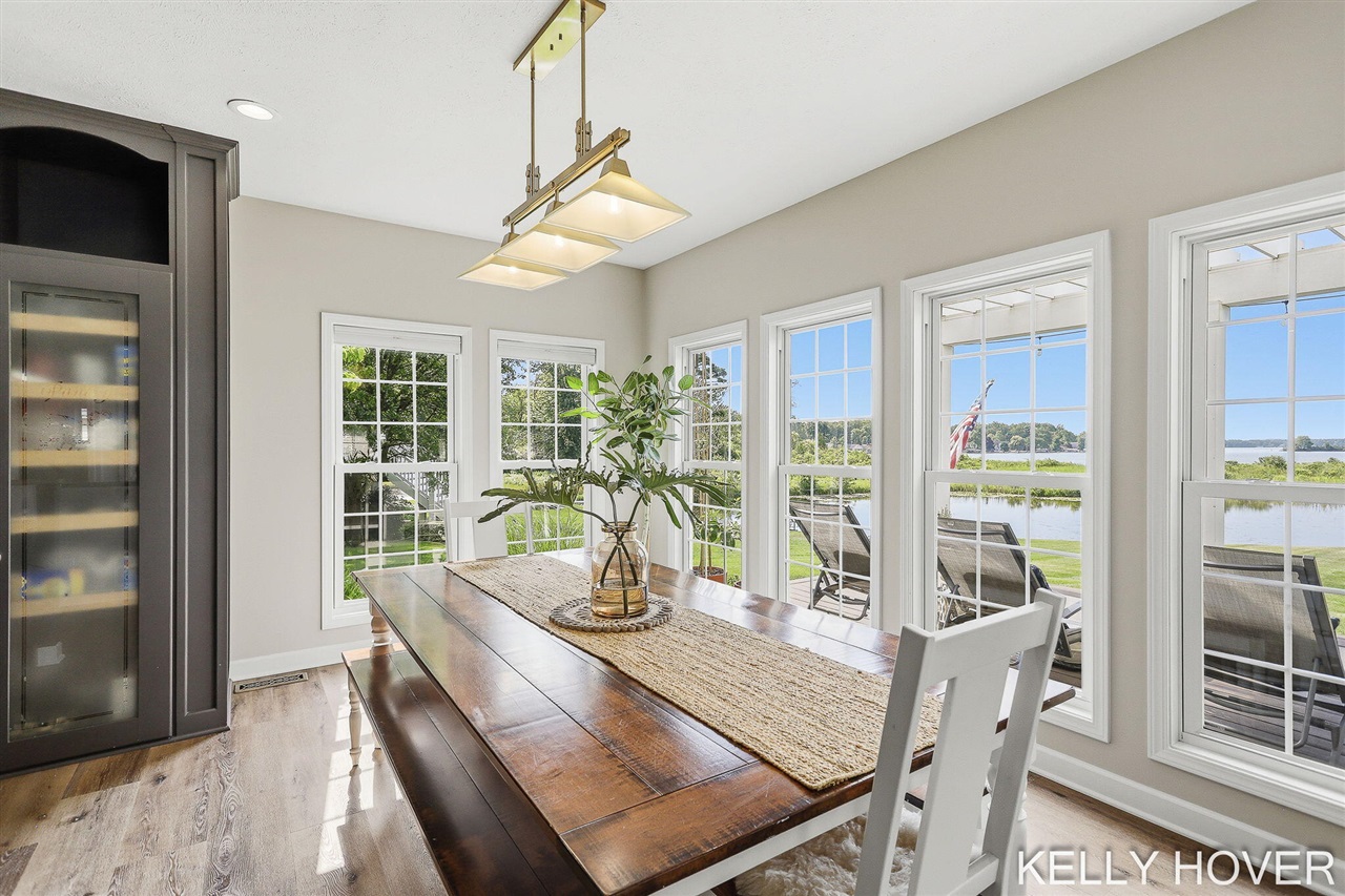 12409 Bay View Drive Property Photo 11