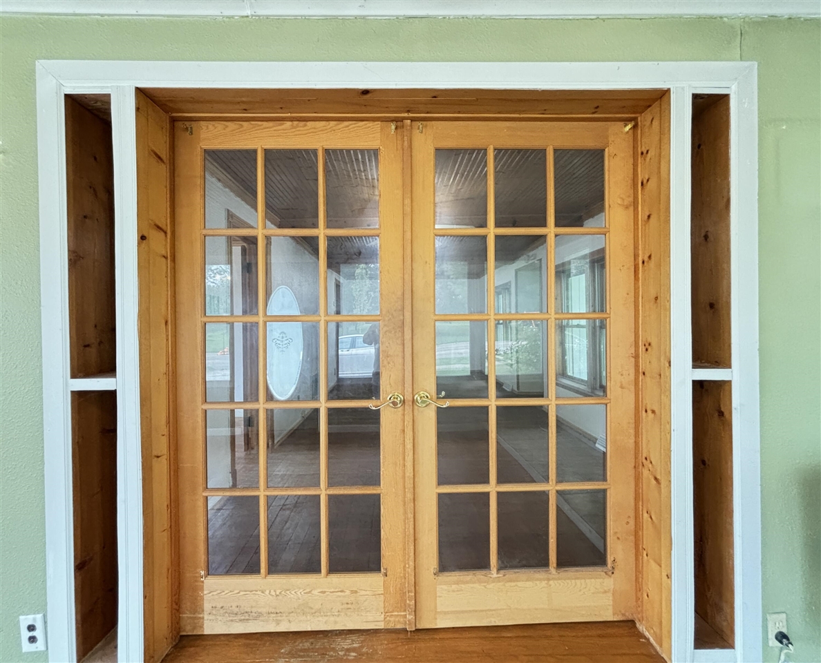 210 Ash Street Property Photo 4