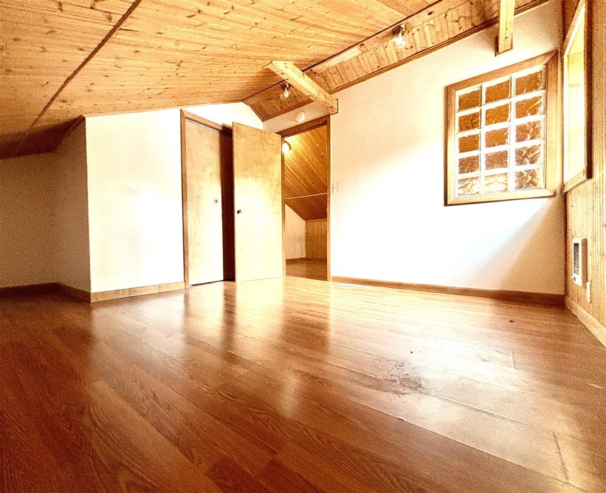 210 Ash Street Property Photo 13