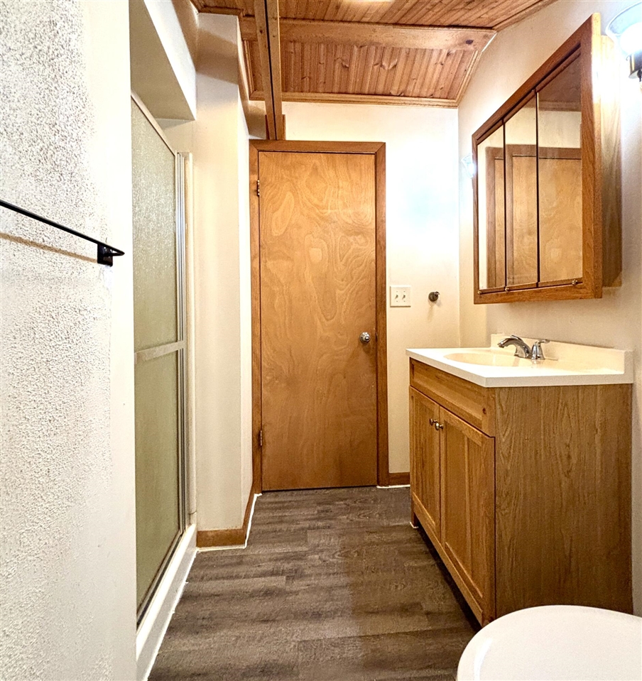 210 Ash Street Property Photo 14