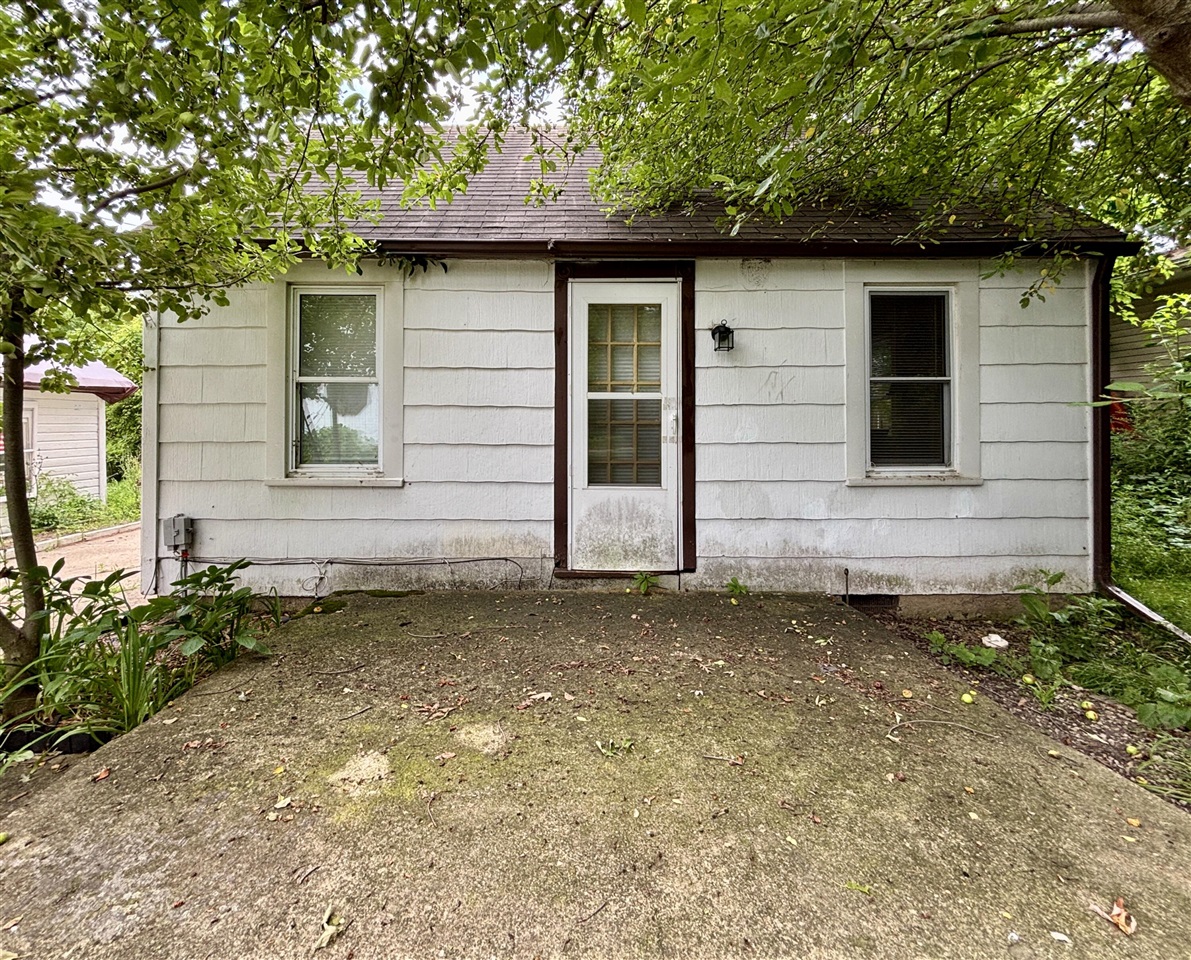 210 Ash Street Property Photo 29