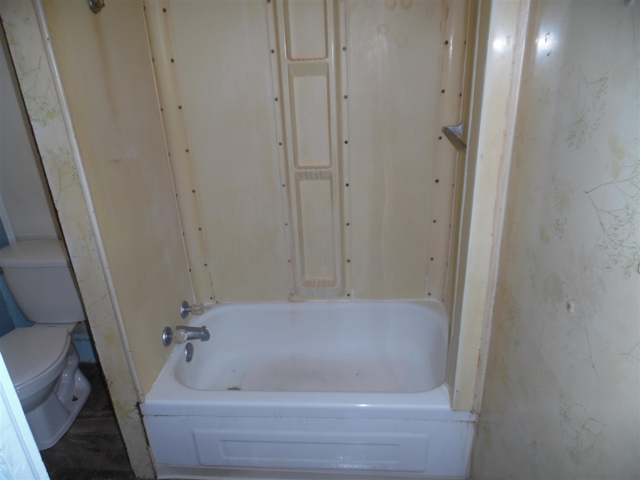 441 Adams Street Property Photo 18