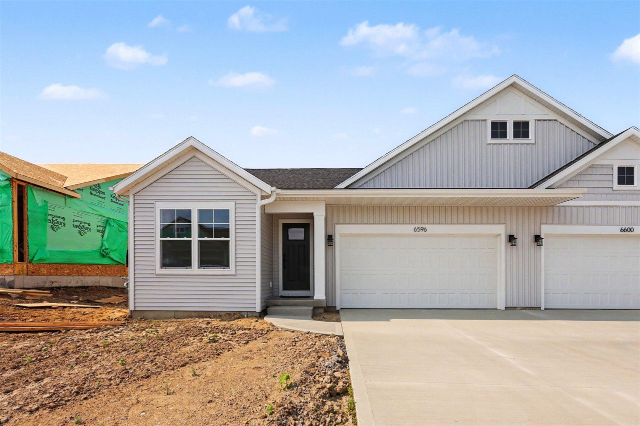 6596 Bellflower Drive Property Photo 1