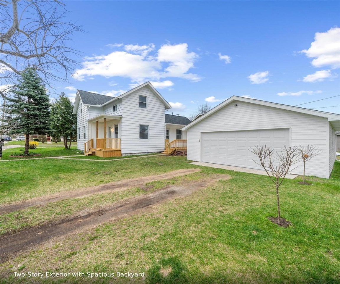244 Cass Street Property Photo 1