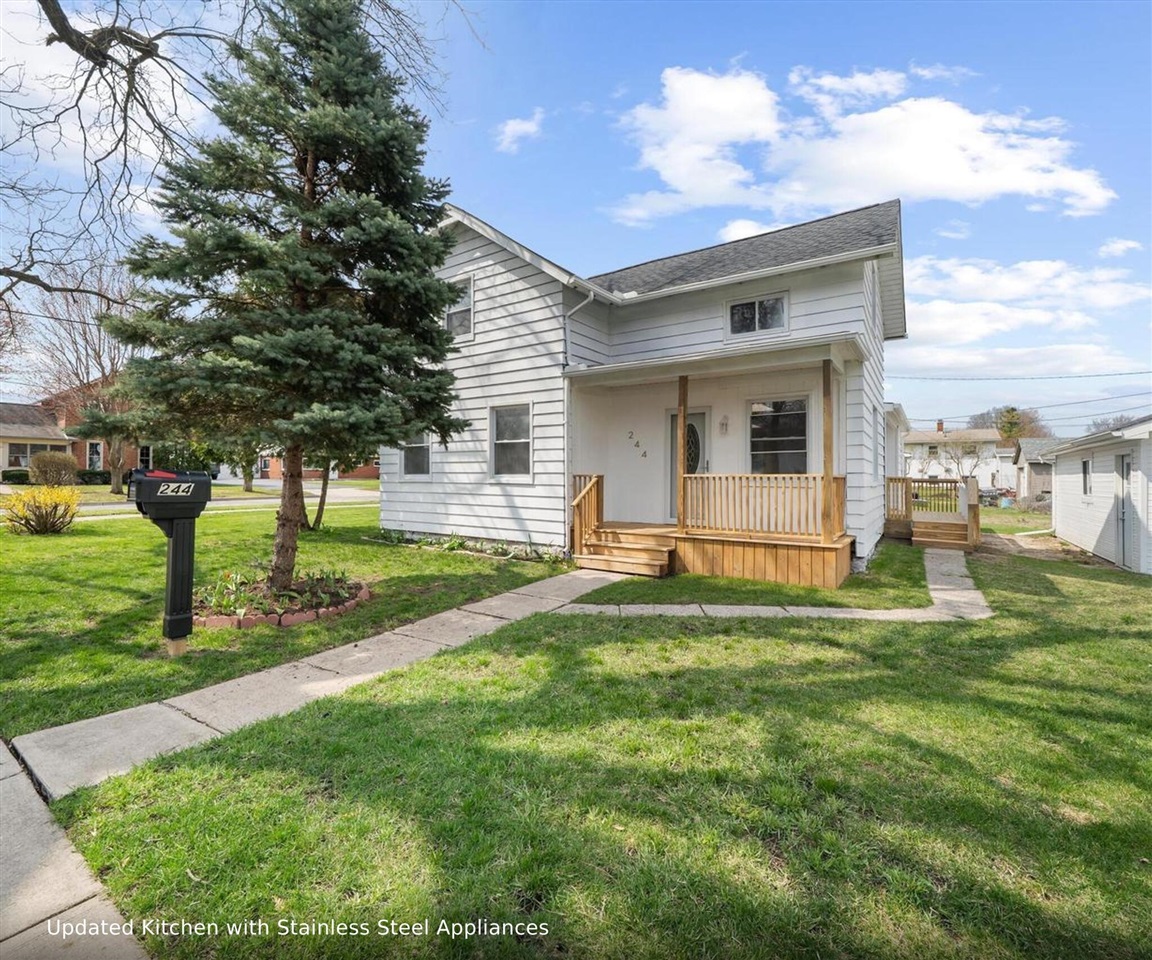 244 Cass Street Property Photo 2