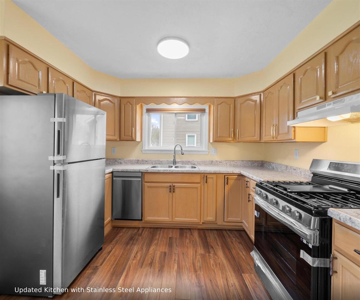 244 Cass Street Property Photo 6