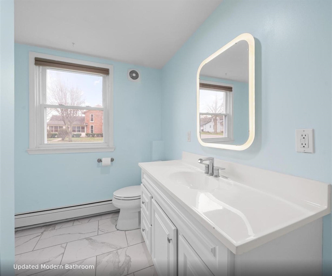 244 Cass Street Property Photo 15