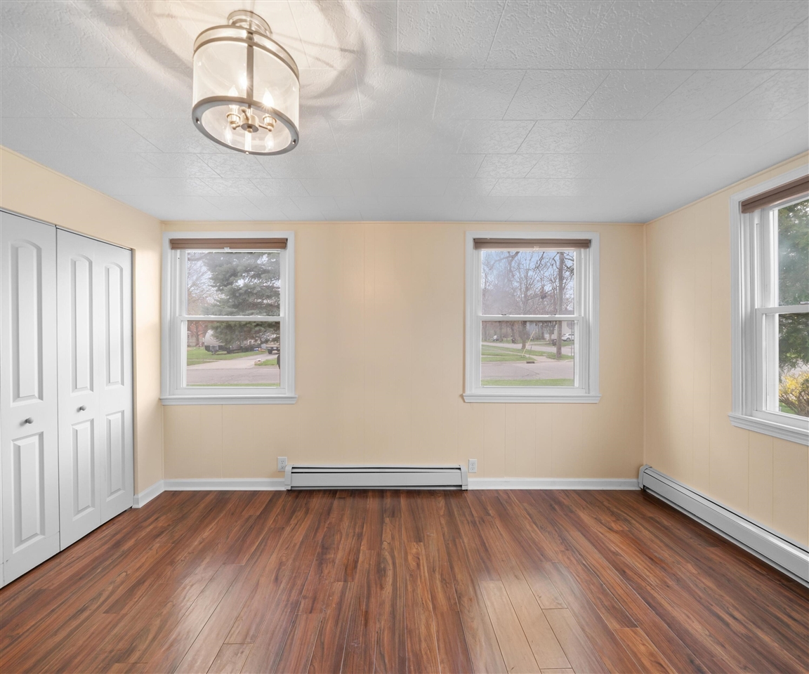 244 Cass Street Property Photo 17