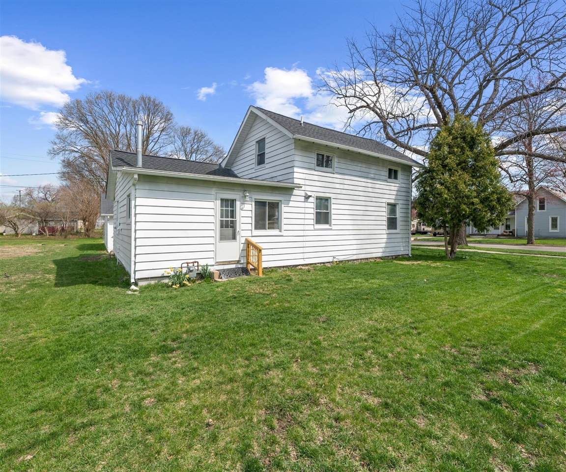 244 Cass Street Property Photo 26