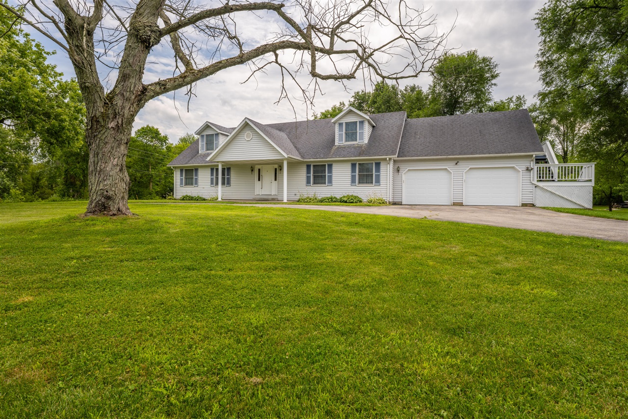 8535 Eau Claire Road
