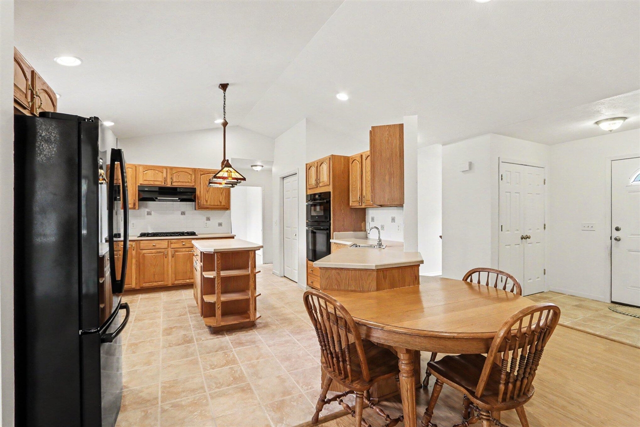 40305 14th Avenue Property Photo 9
