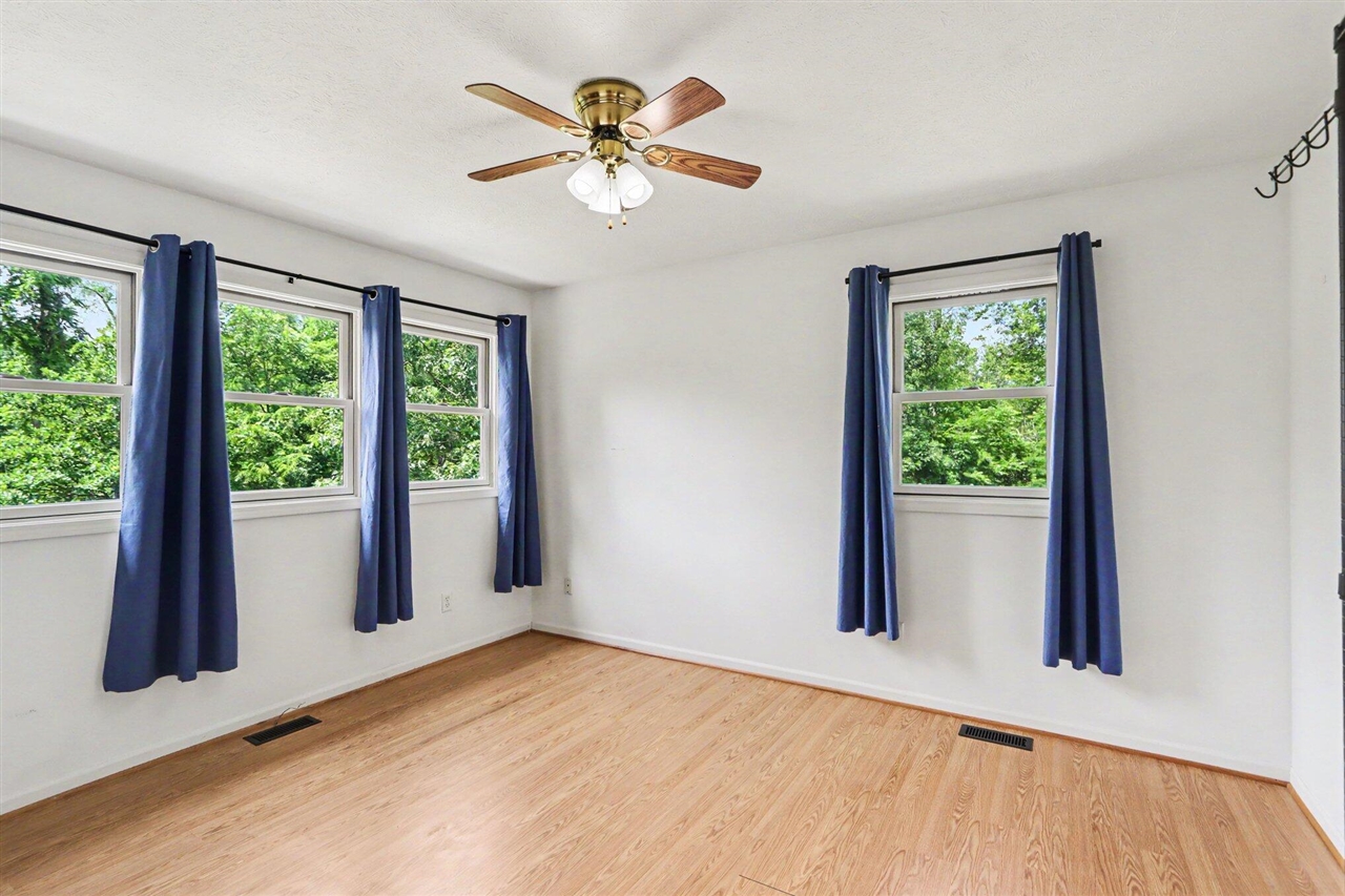 40305 14th Avenue Property Photo 13