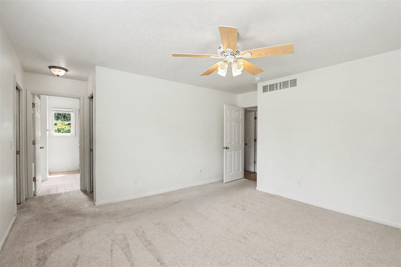 40305 14th Avenue Property Photo 21