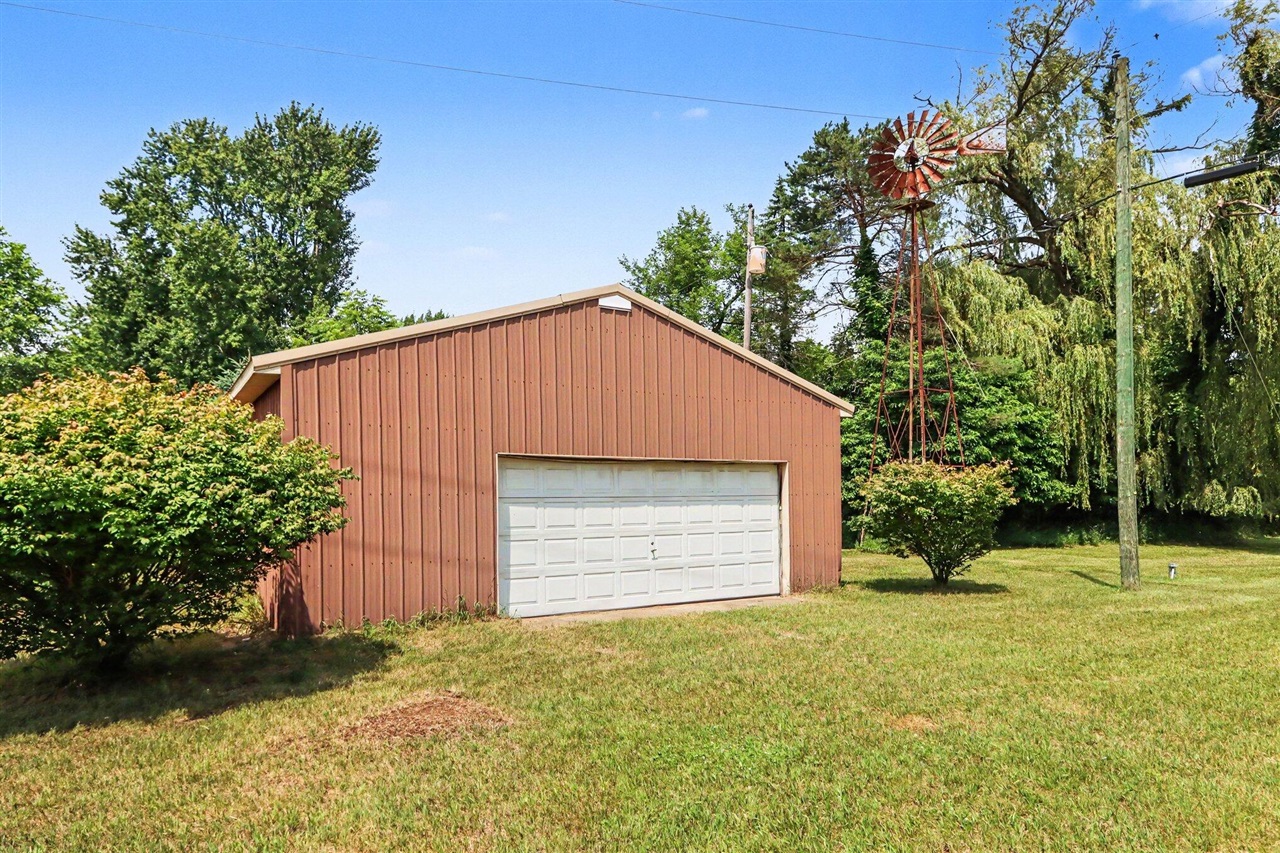 40305 14th Avenue Property Photo 43