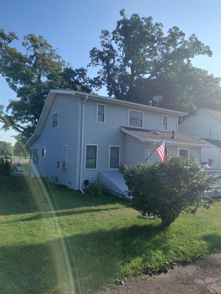 321 Oakwood Avenue Property Photo 1