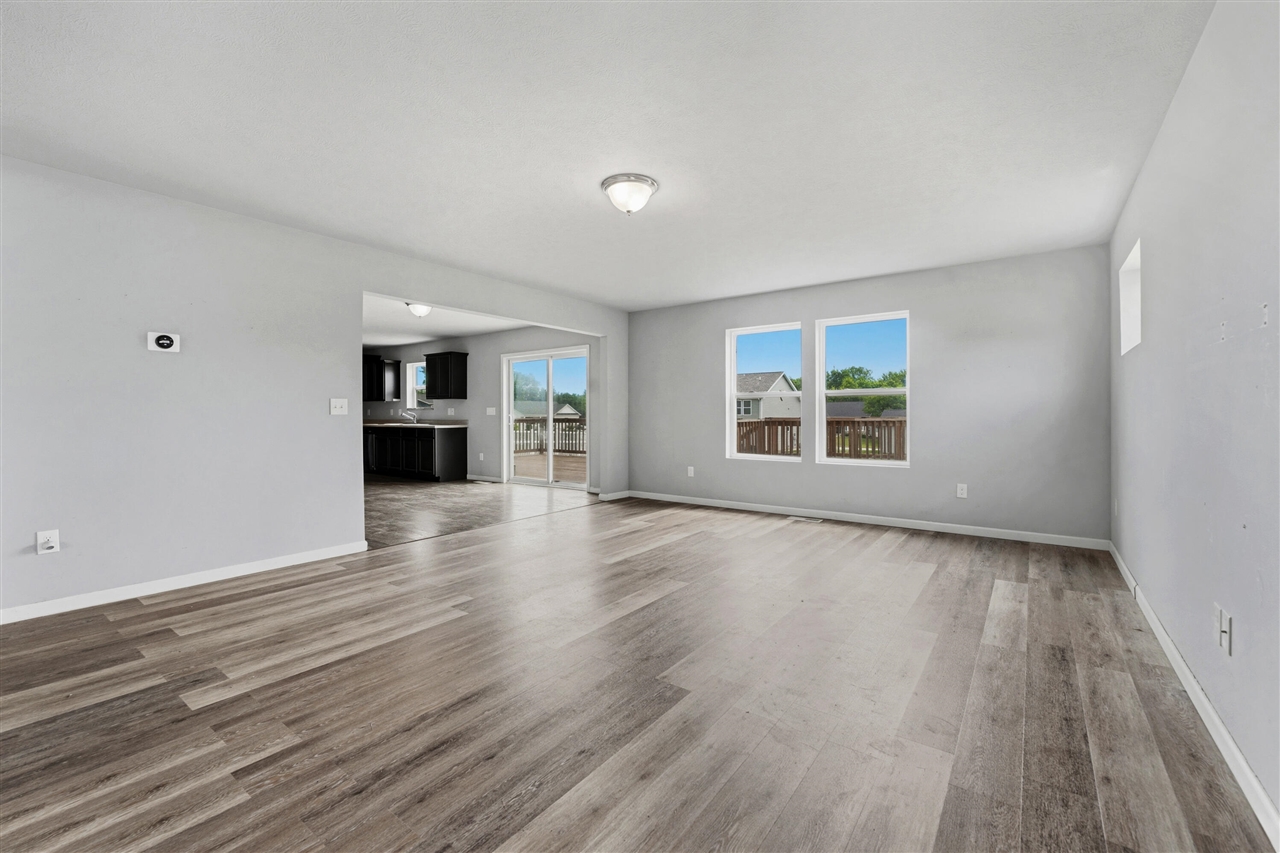 133 Turfway Park Property Photo 6