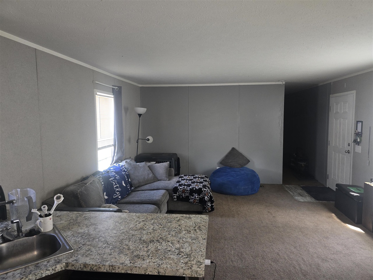 360 E Tuttle Road Property Photo 7