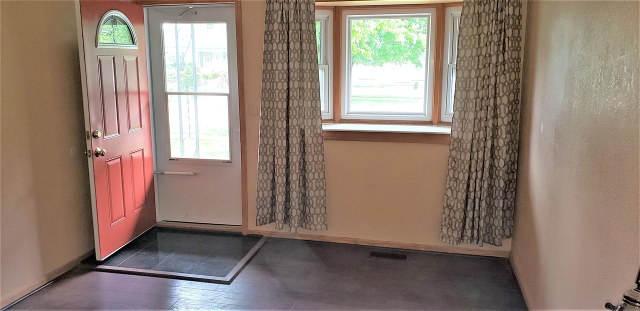 640 Calder Street Property Photo 3