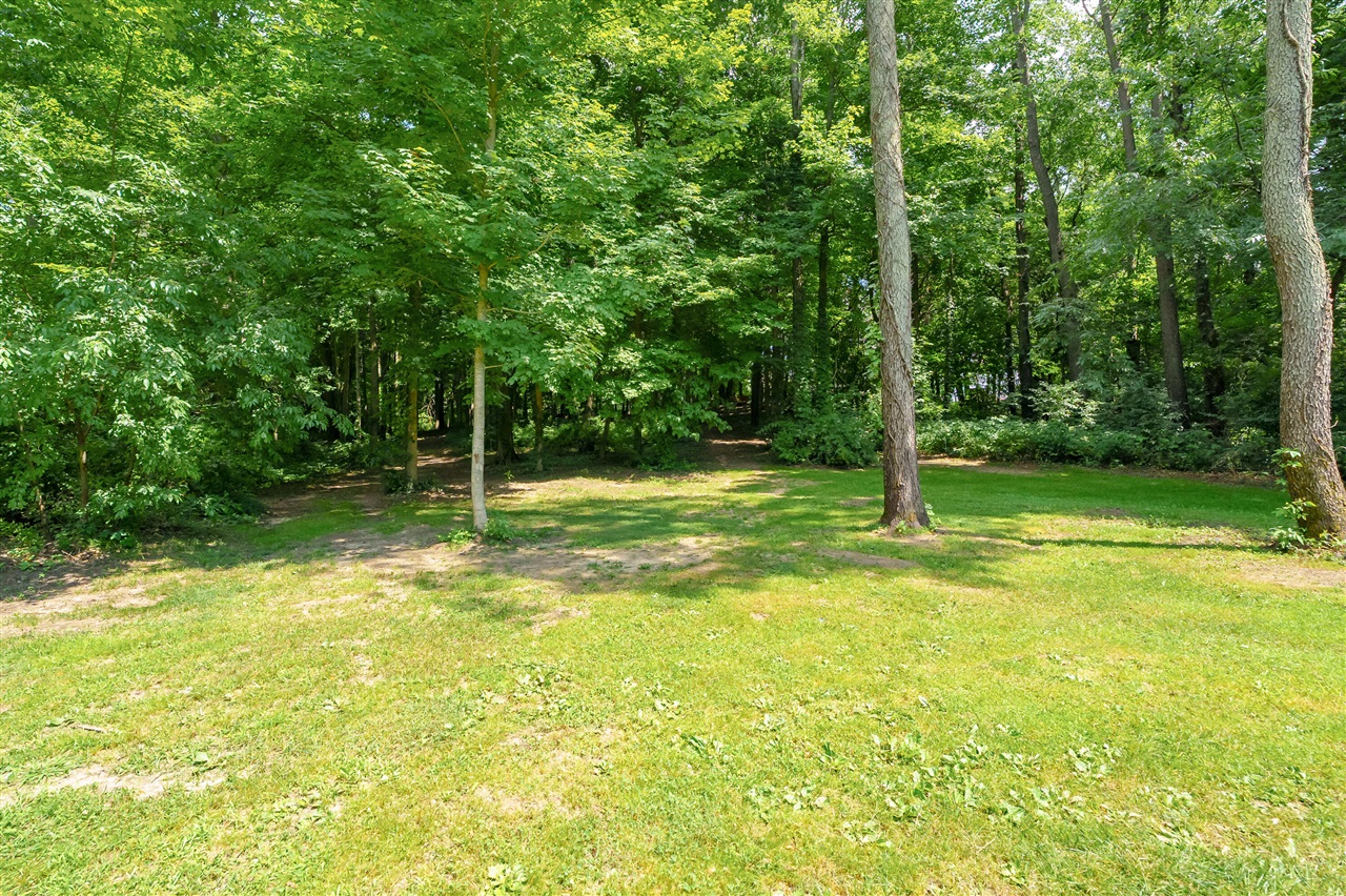 000 South Street Property Photo 6