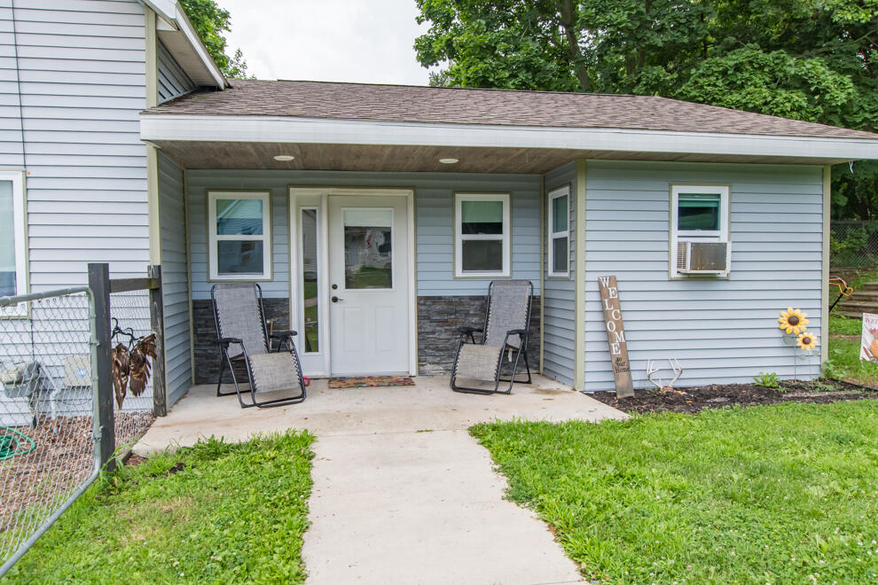 529 Clinton Street Property Photo 11